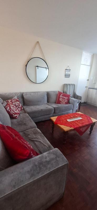 2 Bedroom Property for Sale in Goodwood Central Western Cape